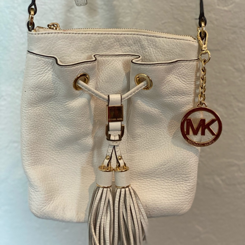 Michale Kors Cross body